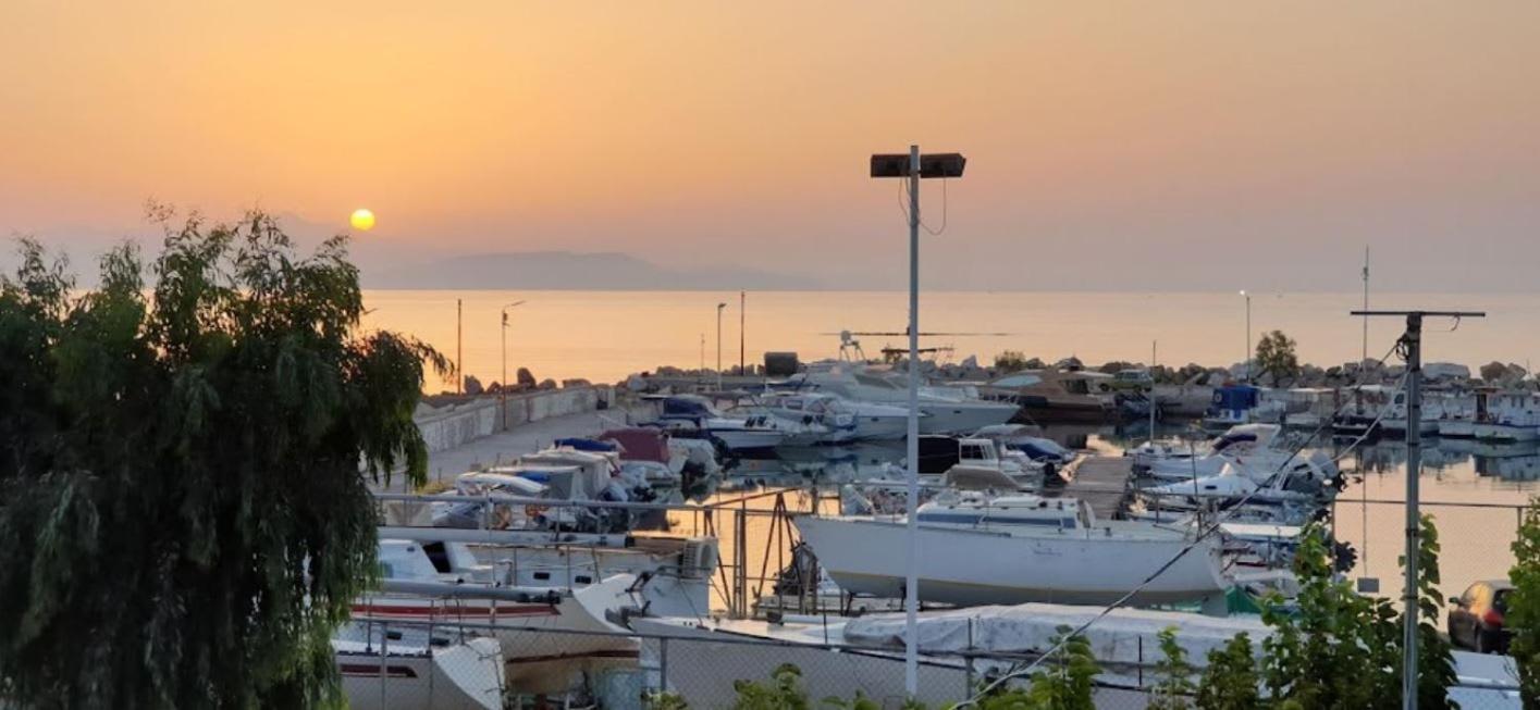 Beachfront Artemida Retreat - Peony Seabreeze Gem المظهر الخارجي الصورة