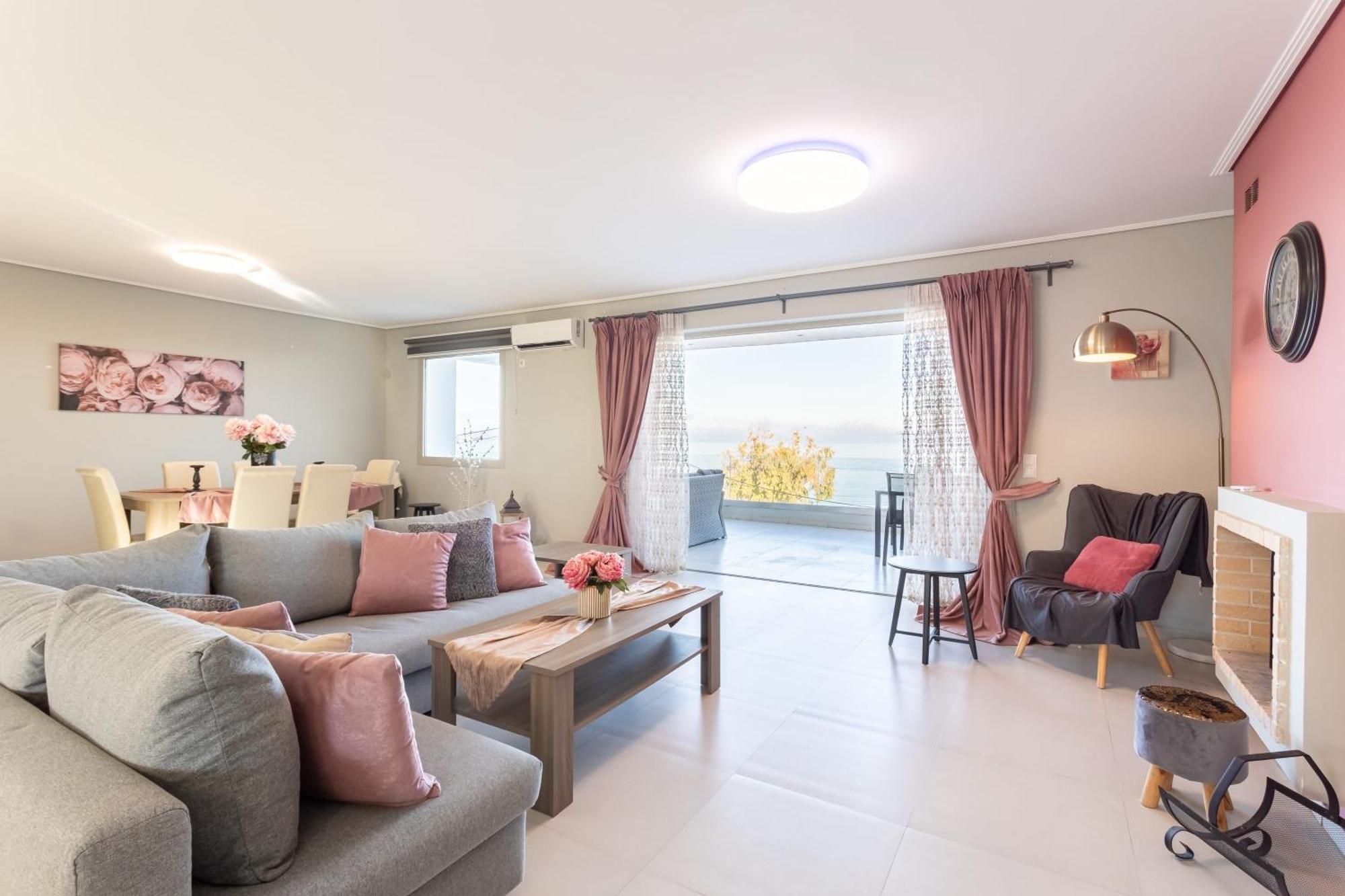Beachfront Artemida Retreat - Peony Seabreeze Gem المظهر الخارجي الصورة
