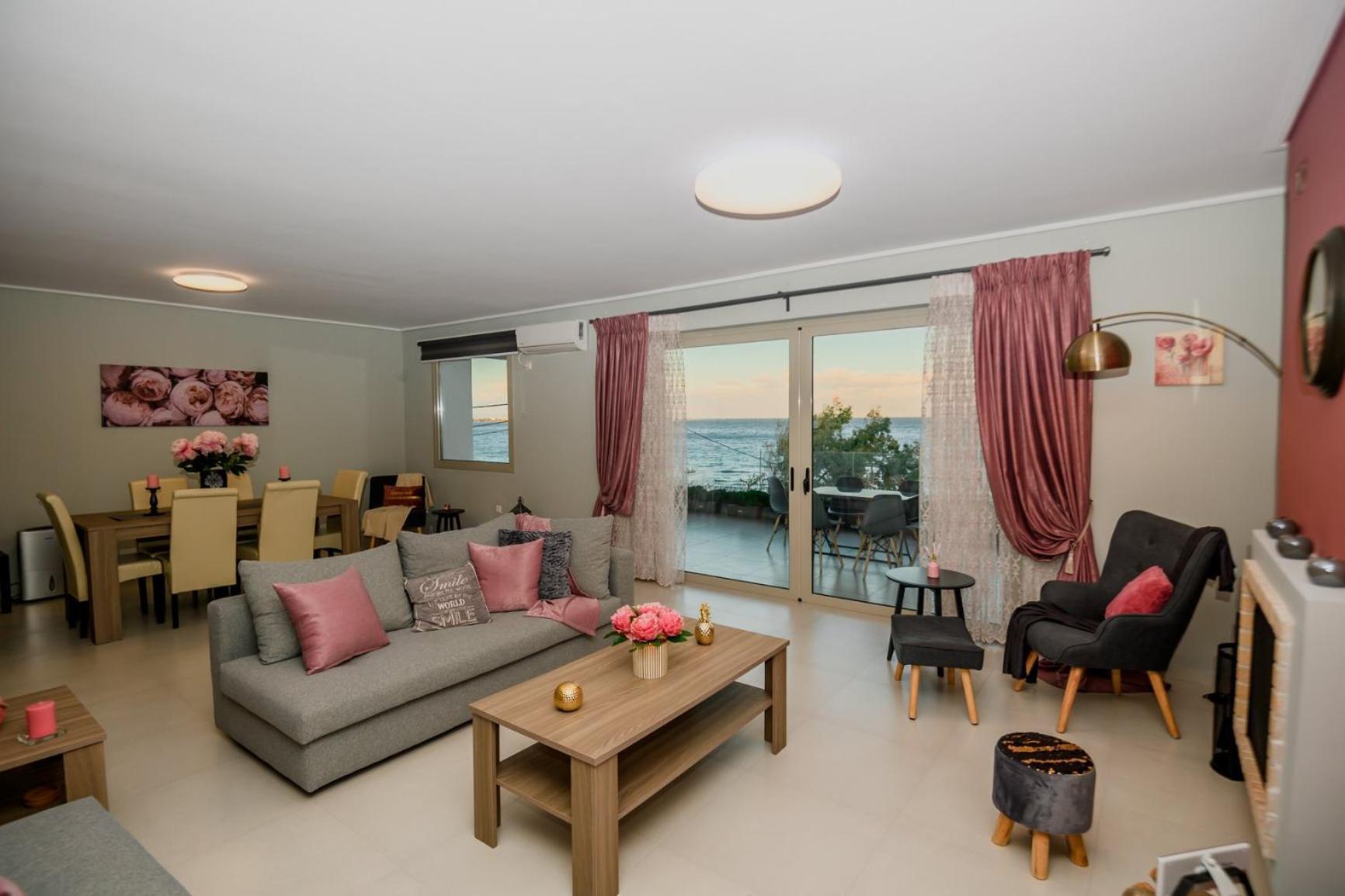 Beachfront Artemida Retreat - Peony Seabreeze Gem المظهر الخارجي الصورة